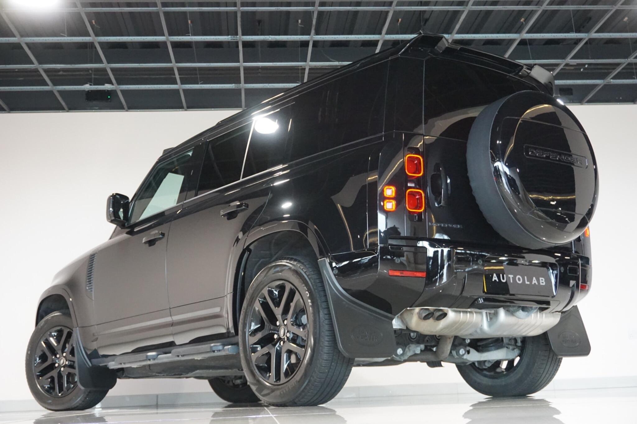Land Rover Defender 110 3.0 D250 MHEV S Hard Top SUV 5dr Diesel Auto 4WD MWB Euro 6 (s/s) (250 ps)